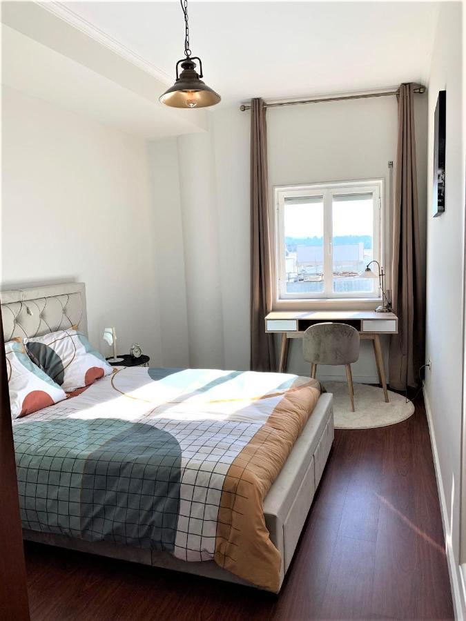 Apartamento Charm City Center Apt 140M2 & Free Parking Braga Exterior foto