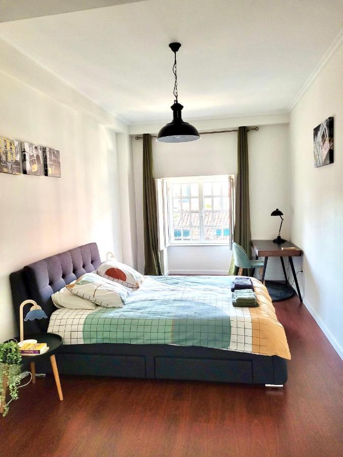 Apartamento Charm City Center Apt 140M2 & Free Parking Braga Exterior foto